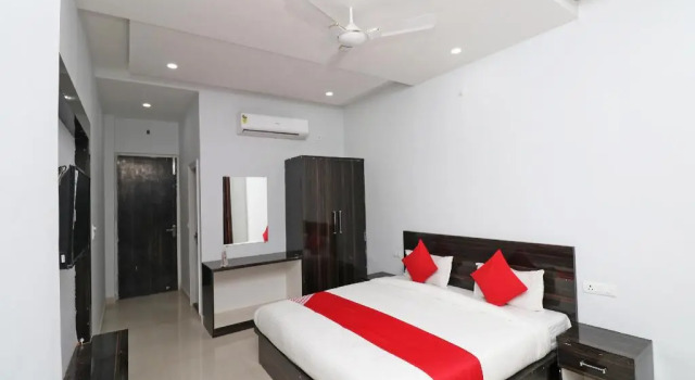 Hotel Sathyarth by OYO Rooms, Rezervovat Hotel Nainital Uttarakhand