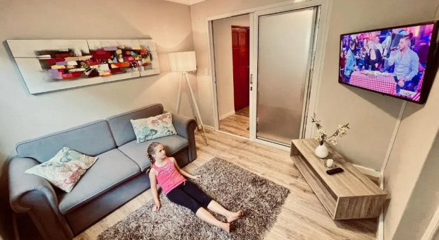 Апартаменты c 1 комнатой Cozy apartments in Belgrade, Čukarica, Železnik, free parking and WiFi