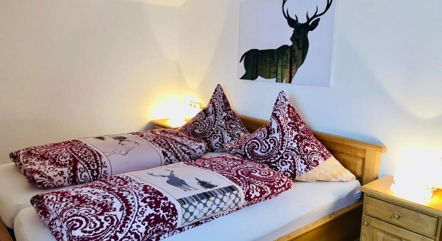 Schmölz Robert, Varaa Hotelli Hotellit Baijeri pysäköinnillä, Pysäköinti