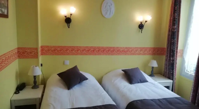 Двухместный номер Standard Hostellerie Saint Martin- Logis Hôtel et Restaurant