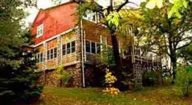 Xanadu Island Bed and Breakfast and Restaurant, Buchen Sie Hotel Battle Lake USA
