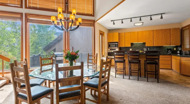 Номер Standard Pinnacle at Deer Valley Resort - Four Bedroom Condo with Hot Tub #1470 4 Condo