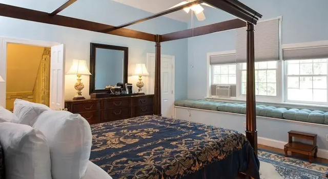 Номер Luxury Kingsbay Mansion & Vacation Houses