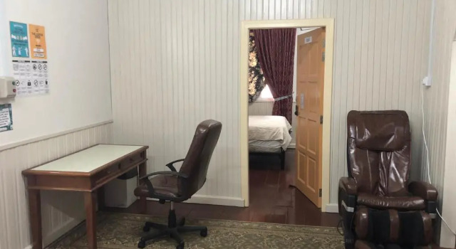 Complete 3-bedroom house with private bathrooms.