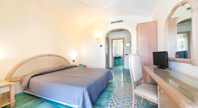 Двухместный номер Superior с видом на бассейн Hotel Terme Don Pepe