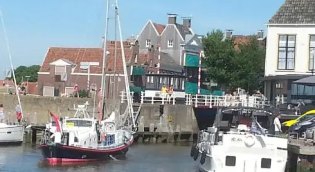 Bed & Breakfast De Tuinkamer, Book Hotel Hotels in Friesland with Breakfast, Breakfasts