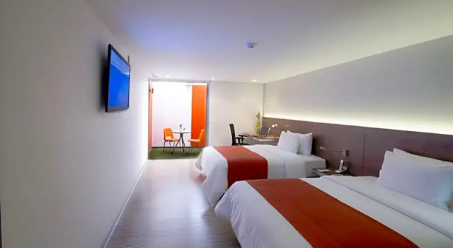 Четырёхместный номер Executive Bogotá 100 Design Hotel By Sarasti