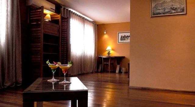 Полулюкс Hotel Sakamanga