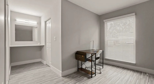 Modern 2BR 2BA Apartment With Pleasant Views, Забронировать Апартаменты/квартира Рочестер-Хиллс Detroit Metropolitan Area