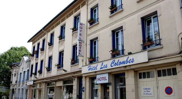 Hôtel Les Colombes, Rezervovat Hotel Hotely v Lotrinsko se snídaní, Snídaně