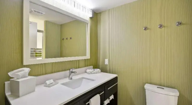Номер Standard Home2 Suites by Hilton Rochester Henrietta, NY