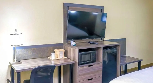 Четырёхместный номер Standard Rodeway Inn Phenix City - Columbus