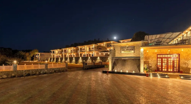 Jaldhara Resort, Rezervovat Lázně / Resort  