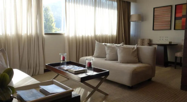 Люкс Hotel Los Españoles Plus