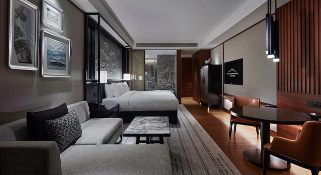Двухместный номер Superior с балконом Xianghu Xiaoyao Manor
