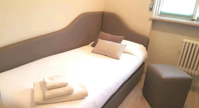 Полулюкс Hotel Europa
