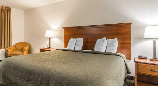 Standardowy dwuosobowy pokój Quality Inn Cullman