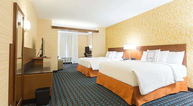 Четырёхместный номер Standard Fairfield Inn & Suites by Marriott Jamestown