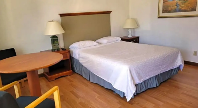 Номер Deluxe Oceanside Motel