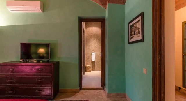 Villa Pauline, Забронировать Вилла Отели Марракеш-Тенсифт-Эль-Хауз с парковкой, Парковка