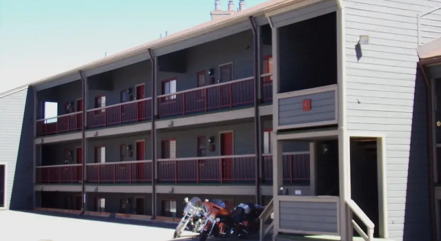 Snowscape 2 bed 2 bath 2 Br condo by RedAwning