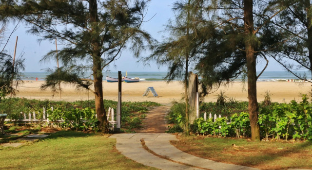 Люкс с видом на сад Montego Bay Beach Village - Morjim