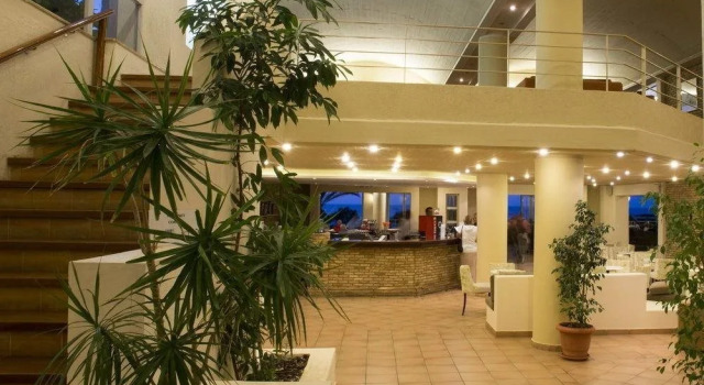 allsun Hotel Zorbas Village, Rezerwuj Hotel Hotele w Retimno z parkingiem, Parking