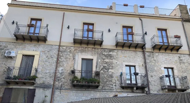 SOTTO Le STELLE - B&B, Prenota Bed & breakfast Caltabellotta Sicilia