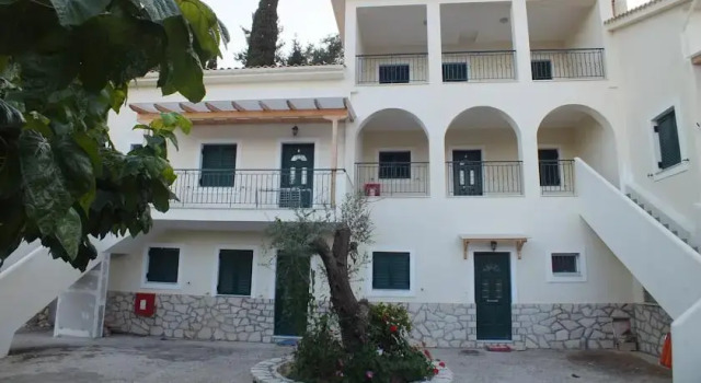 Villa Evgenia, Book Villa Yenion Ionian Islands