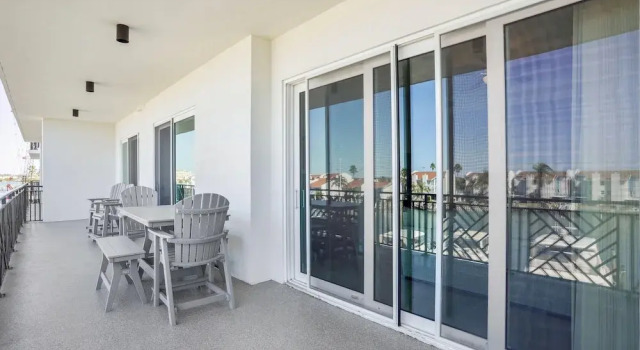 Номер Premier The Harbor Condo 305 - Premier