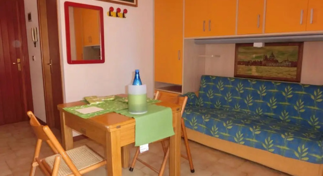 Студия Essential Studio Apartment Near the Beach