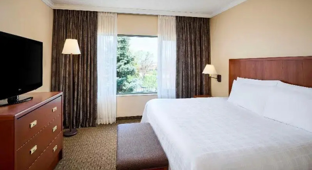 Двухместный номер Standard с балконом Best Western Plus Lamplighter Inn & Conference Centre