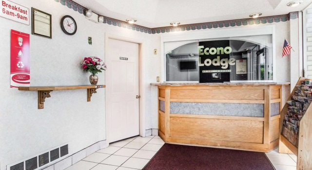 Econo Lodge McDonough, Boek Mini-hotel Hotels in Georgia met parkeren, Parkeren