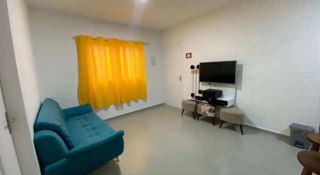 Casa em Bertioga condomínio 250 metros da praia
