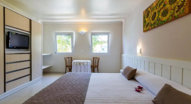 Апартаменты с видом на сад Hotel Vila do Farol