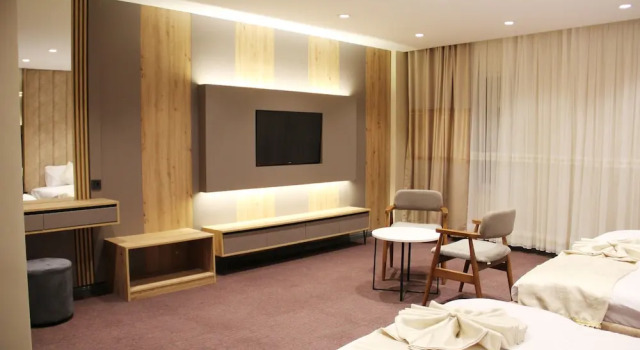 Четырёхместный номер Comfort Sabiha Sultan Hotel-Karakoy