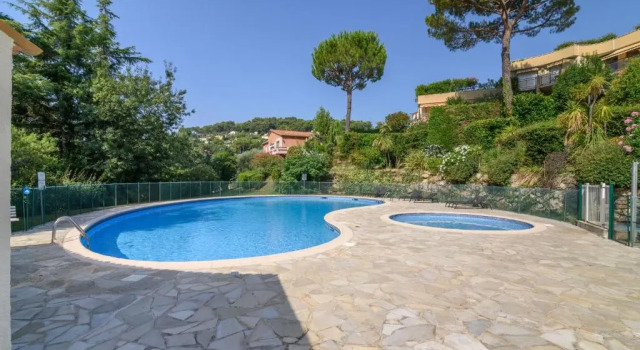 L'Artiste, Rezervasyon Daire Sophia Antipolis havuzlu oteller, Yüzme Havuzu