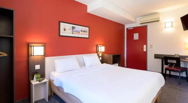 Двухместный номер B&B HOTEL Compiègne Thourotte