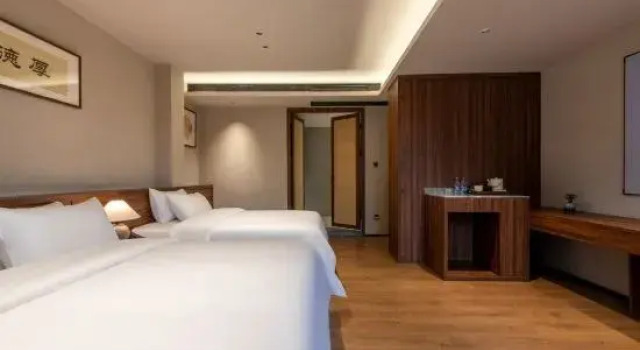 Люкс Foshan Anximan Yuansu Hotel - Lanshi