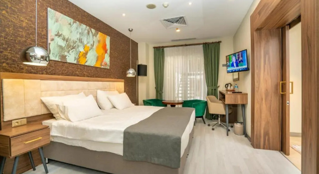 Люкс с видом на сад The Gate 30 Suites