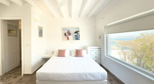Номер Superior Eagles Nest Mykonos Suites & Apartments - Shared Pool & Jacuzzis