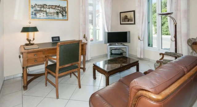 Villa Soulac-sur-Mer, 4 pièces, 8 personnes - FR-1-648-26, Rezerwuj Willa Domki letniskowe w Medoc, Domek