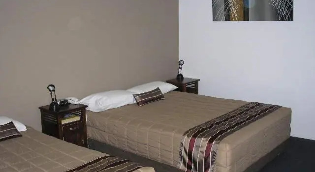 Двухместный номер Deluxe Centrepoint Motor Inn