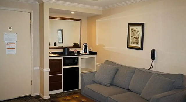 Люкс Wingate by Wyndham Bellingham Heritage Inn
