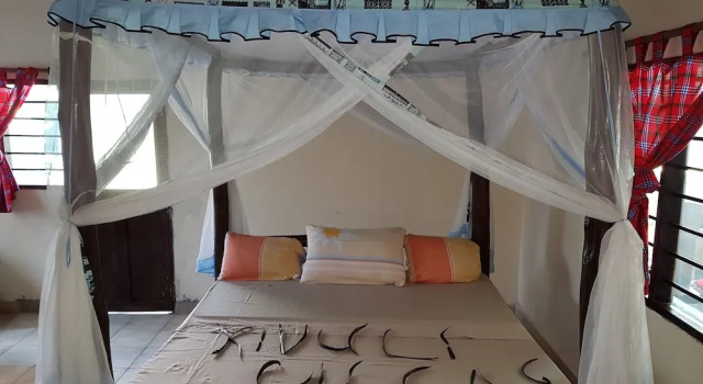 Room-a Wonderful Beach Property in Diani, Book Vacation Home Hotels in Coast Region with Parking, Parking
