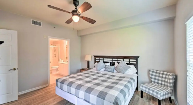 Апартаменты Quiet Lely Resort Condo w/ Pool - 2 Mi to Golf!
