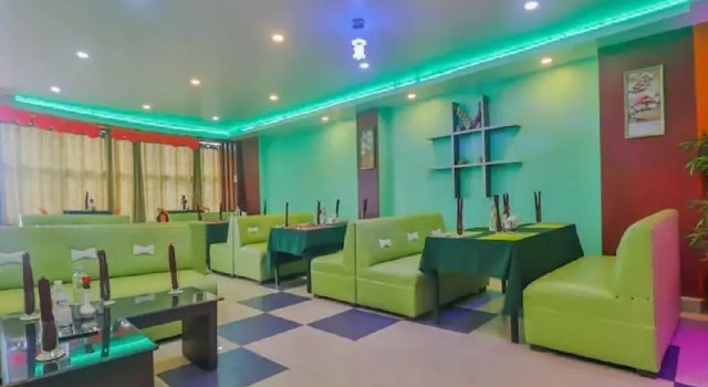 Aahar Spicy Kitchen And Rest House by OYO Rooms, Buchen Sie Hotel Bharatpur Bagmati Pradesh Province