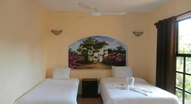 Четырёхместный номер Standard Hotel Hacienda Cancun