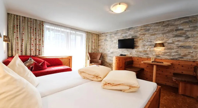 Run of House Hotel Arnika