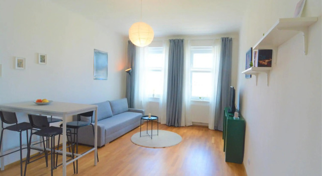 2-Rooms; Stay and relax! Near Vienna Main Station, Varaa Hotelli Wien Itävalta